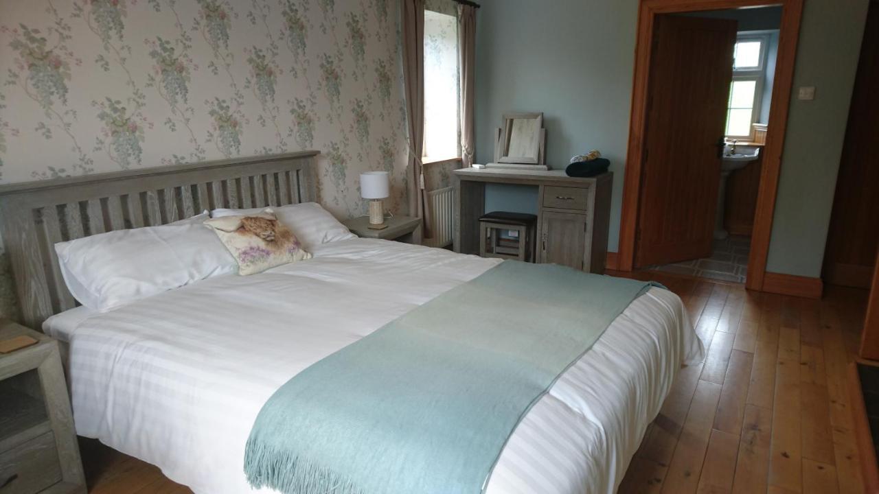 Rossclare Lodge Enniskillen Bagian luar foto